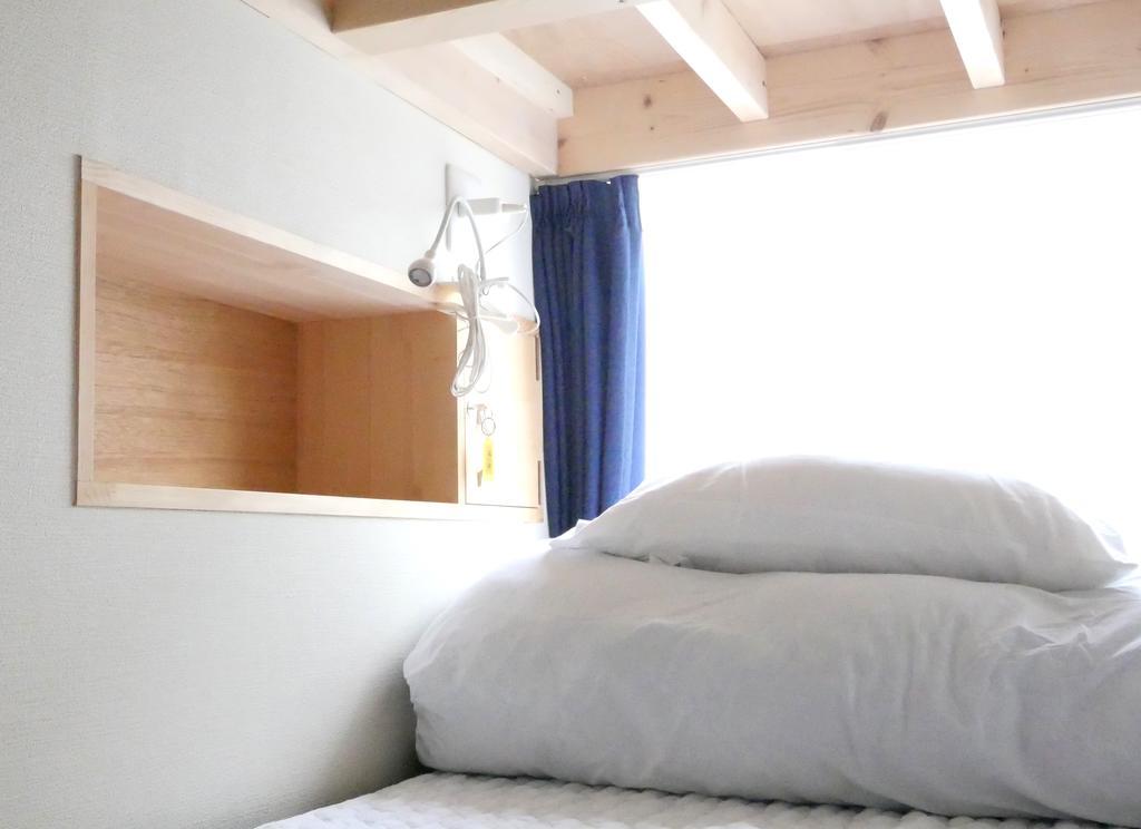 Guest House Onoya โอซาก้า ภายนอก รูปภาพ